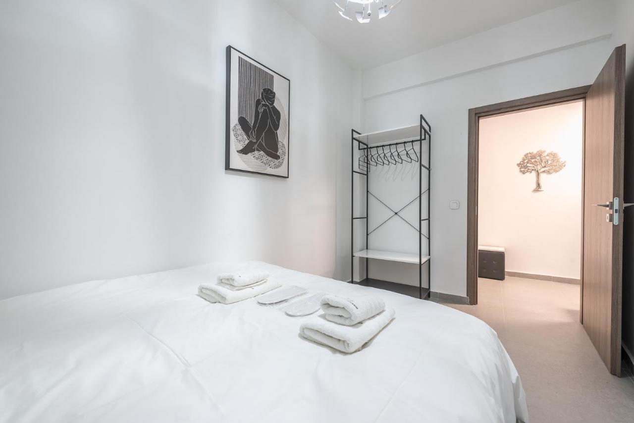 Iguana Gold Luxury Suites 2 Atena Exterior foto